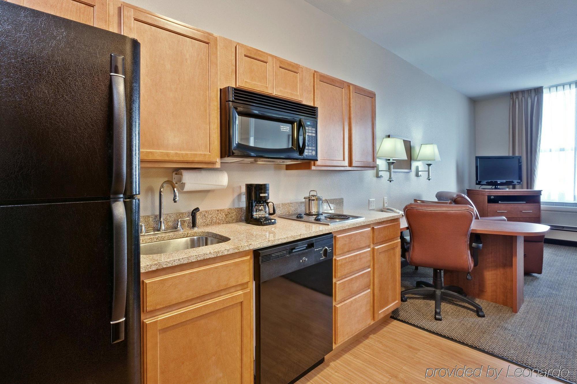 Candlewood Suites Terre Haute By Ihg Bilik gambar